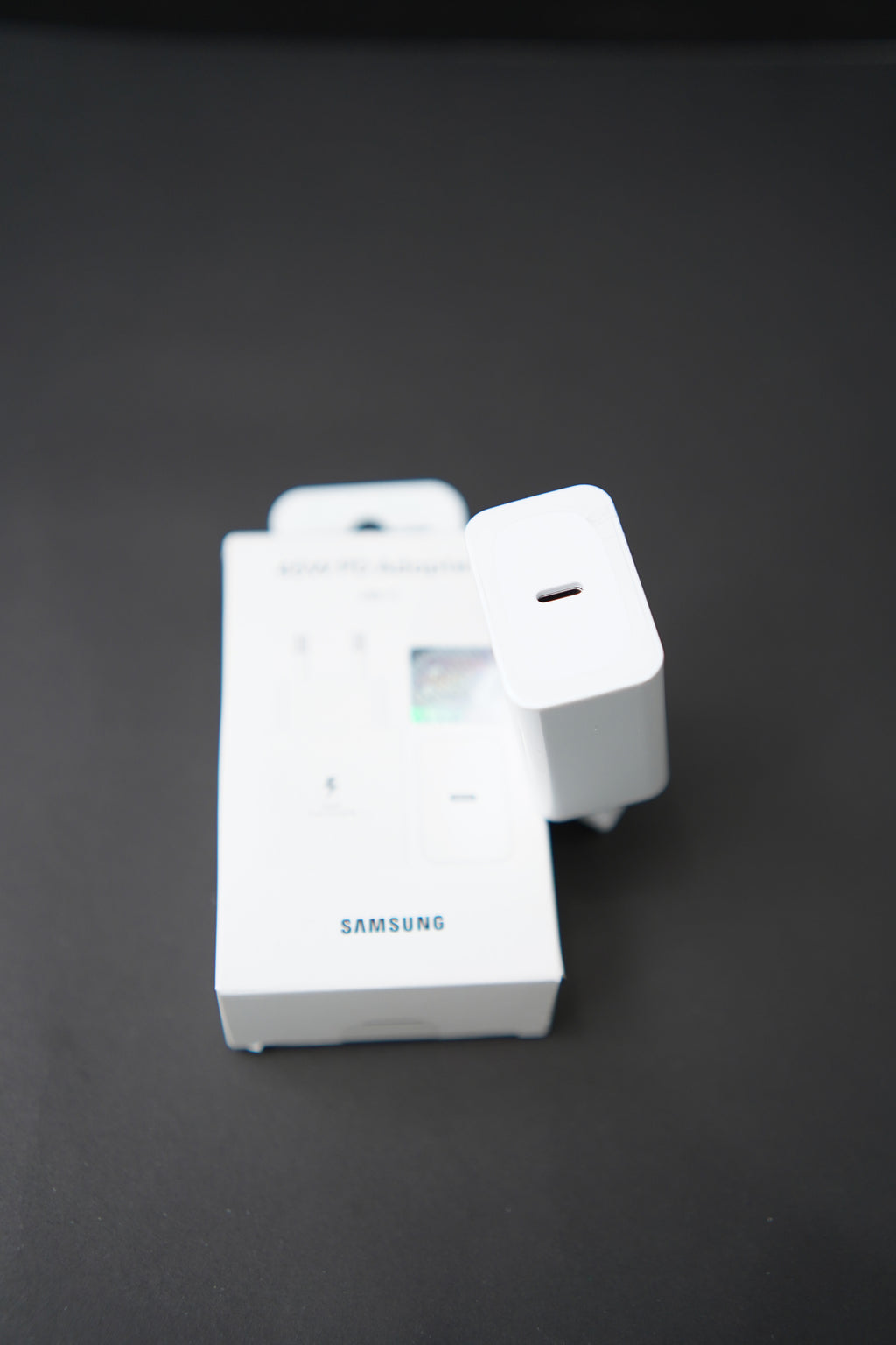 Samsung 25 Watt 2 Pin (White)